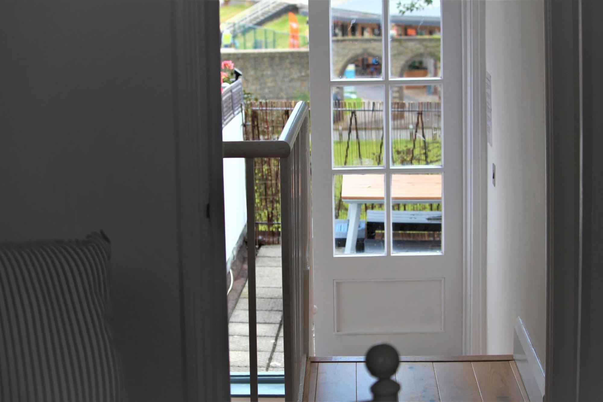 Vila Warwick House - Stunning House With Terrace And Sea Views, Sleeps 11 Worthing Exteriér fotografie