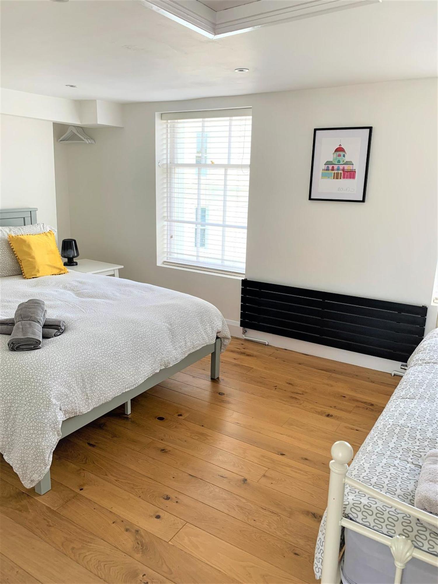 Vila Warwick House - Stunning House With Terrace And Sea Views, Sleeps 11 Worthing Exteriér fotografie